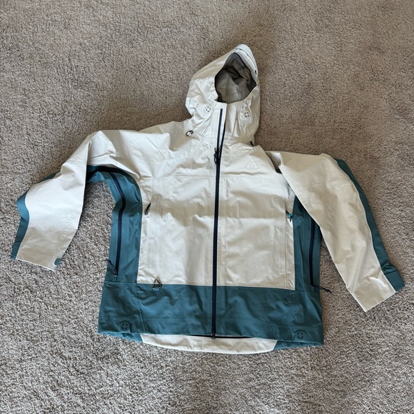 Nike ACG 'Misery Ridge' Storm-FIT ADV GORE-TEX Jacket Phantom Smokey Blue SZ L - Picture 1 of 11